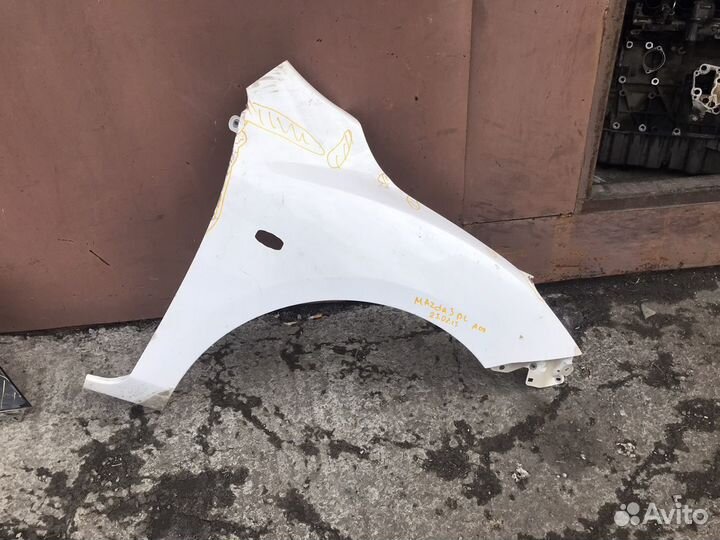 Крыло правое Mazda 3 BL