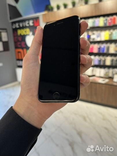 iPhone 7, 32 ГБ