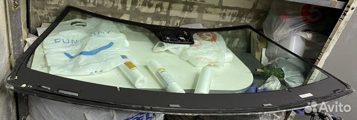 Лобовое стекло mercedes w213