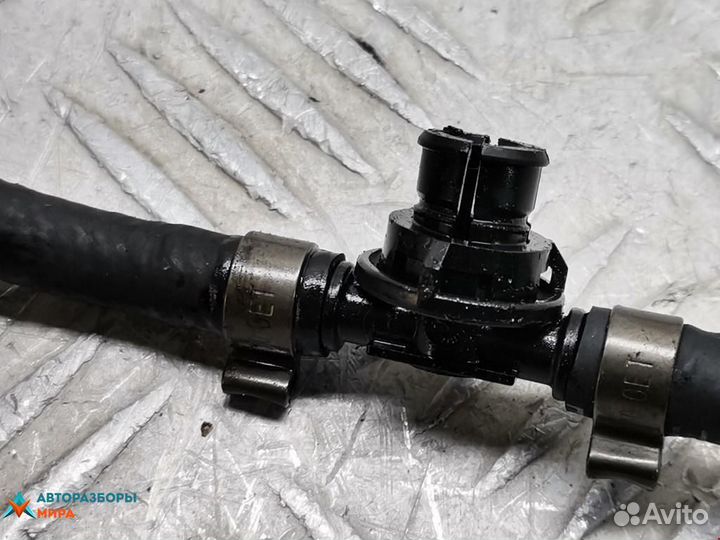 Трубка обратки форсунок Mercedes-Benz CLS-Класс