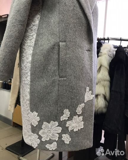 Пошив и ремонт одежды любой сложности Стол раскроя