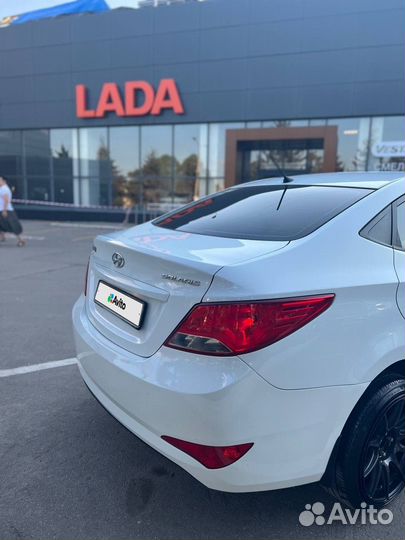 Hyundai Solaris 1.6 AT, 2015, 67 000 км