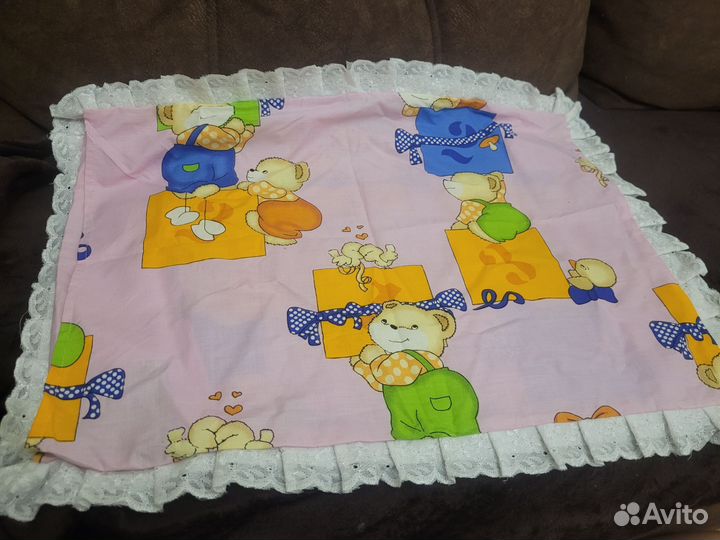 Бортики в кроватку с балдахином