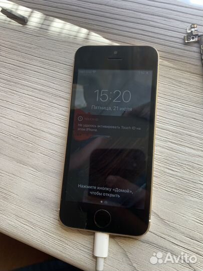 Телефон iPhone se