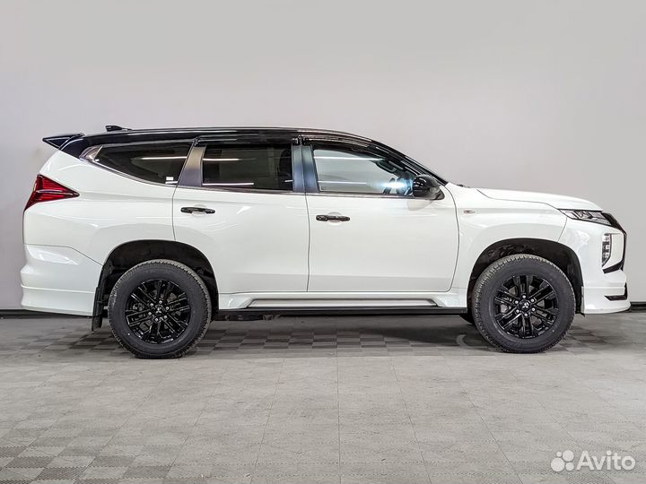 Mitsubishi Montero Sport 3.0 AT, 2022, 28 275 км