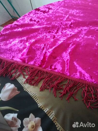 Плюшевая скатерть