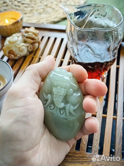 Амулет предмет из нефрита #77