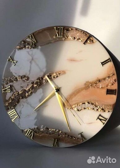 Часы из эпоксидной смолы