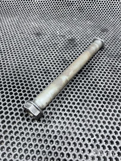 Задняя ось Yamaha YZ 250F 2010-2013