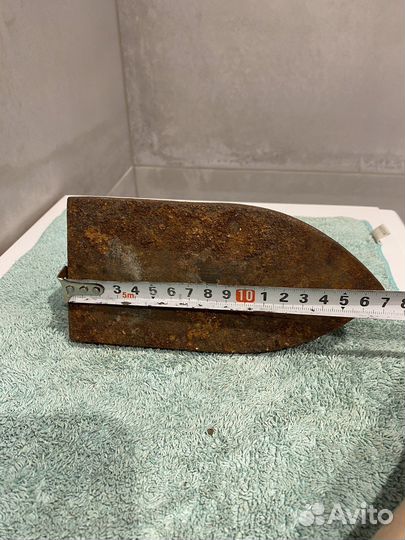 Утюг чугунный