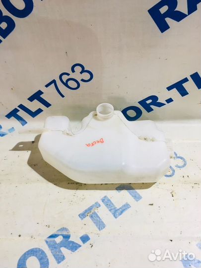 Бачок омывателя LADA vesta 1.6 амт седан