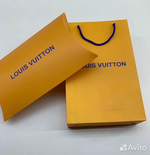 Брендовые пакеты коробки