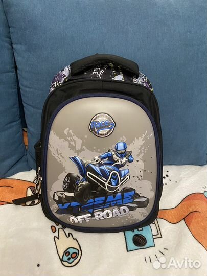 Рюкзак/портфель школьный новый