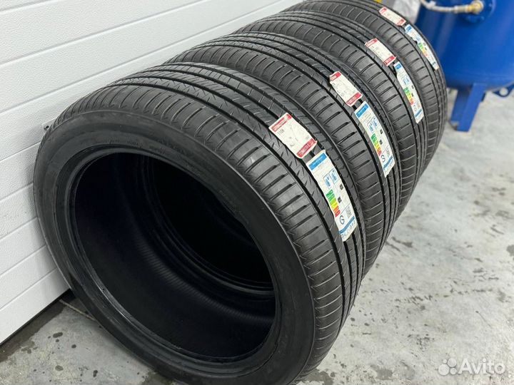 Bridgestone Alenza 001 275/45 R21 110W