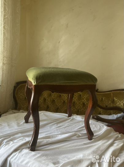 Антикварная мебель