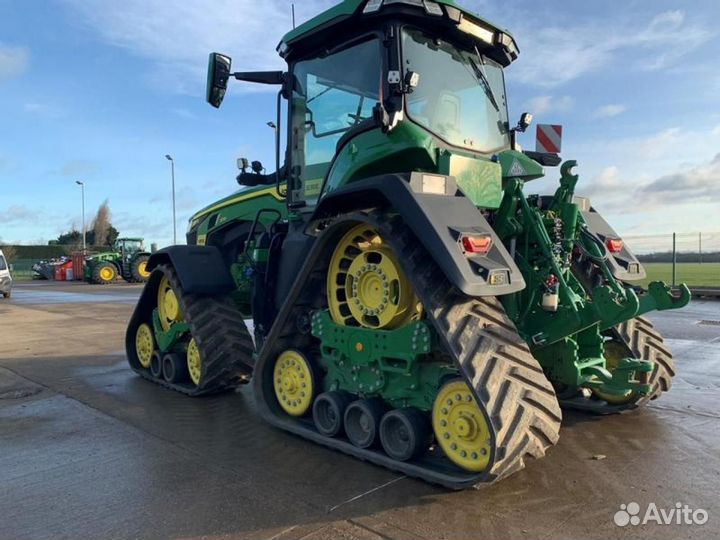 Трактор John Deere 8000 Series, 2021