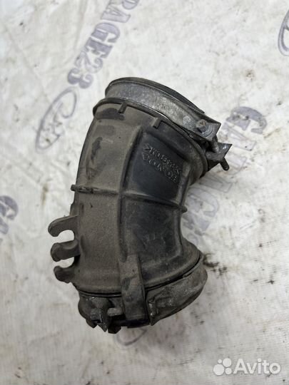 Патрубок воздушного фильтра Honda Civic 4D