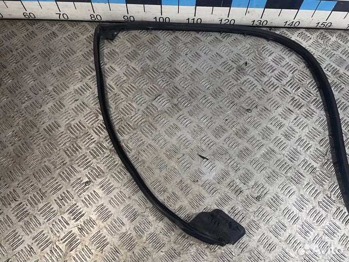 Б/У Уплотнитель двери#001