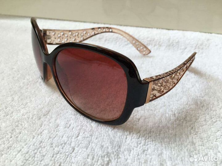 Солнцезащитные очки