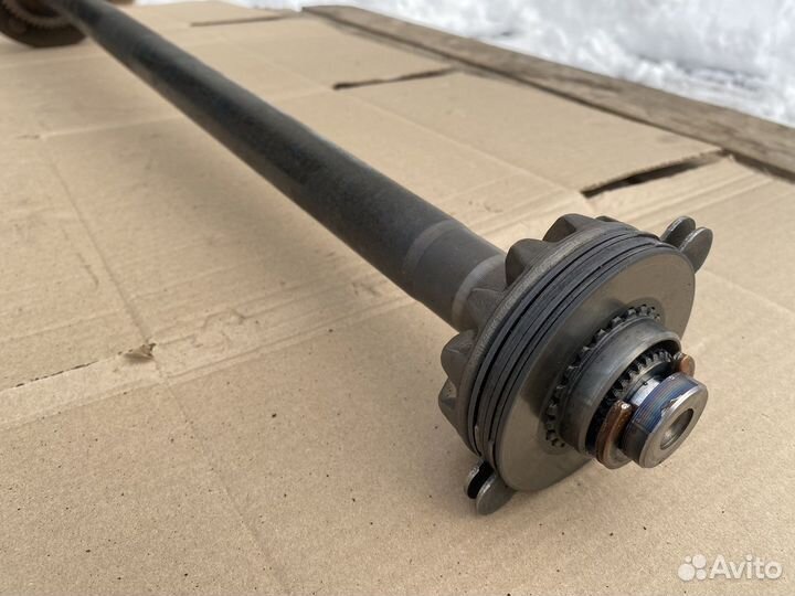 Полуось правая Ford Mustang 5 3,7