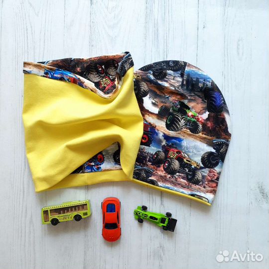 Комплект шапка и снуд