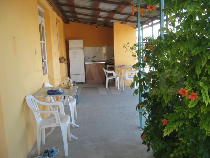 Комната 15 м² в 5-к., 1/2 эт.