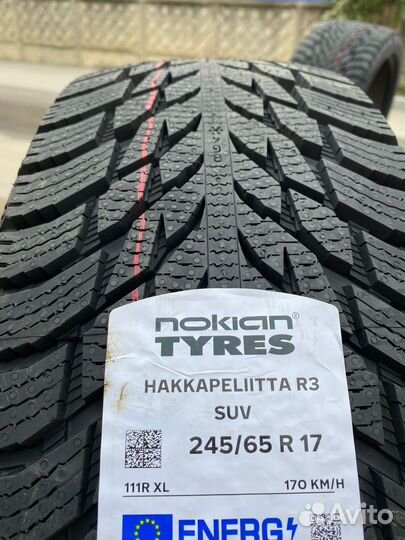 Nokian Tyres Hakkapeliitta R3 SUV 245/65 R17 111R