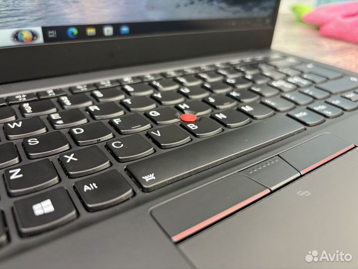 Lenovo ThinkPad X1 Carbon Gen 8