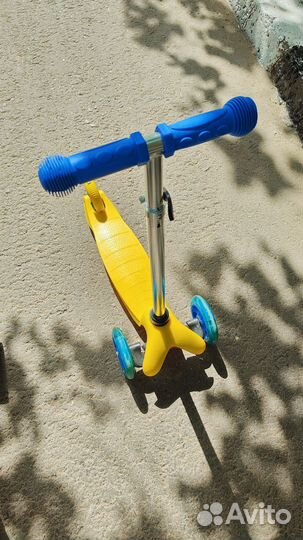 Самокат детский трехколесный kreiss