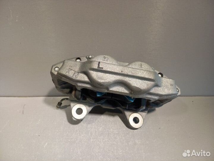 Суппорт передний левый Toyota Land Cruiser Prado