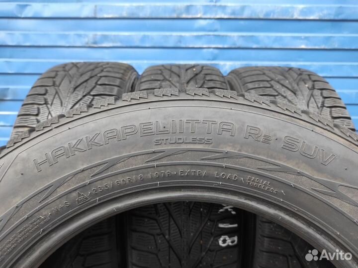 Nokian Tyres Hakkapeliitta R2 SUV 235/60 R18 107R