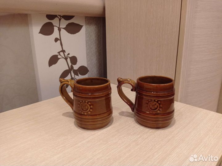 Глиняная кружка