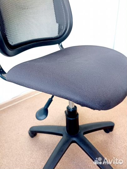 Кресло бюрократ cн-297 NX/15-21 (черное)