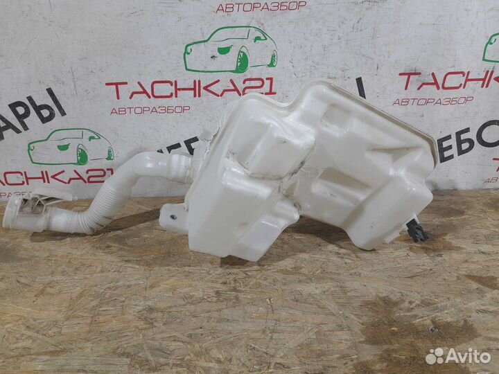 Бачок омывателя VW Golf 7 (2012+) Skoda Octavia A7