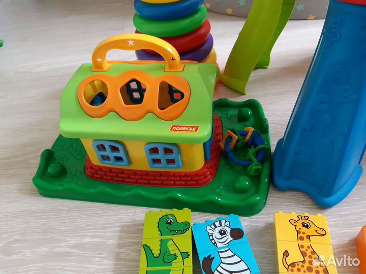 Развивающие игрушки