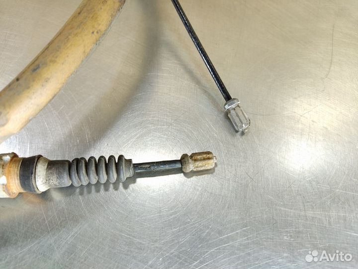 Трос стояночного тормоза Peugeot 408 2012-2021