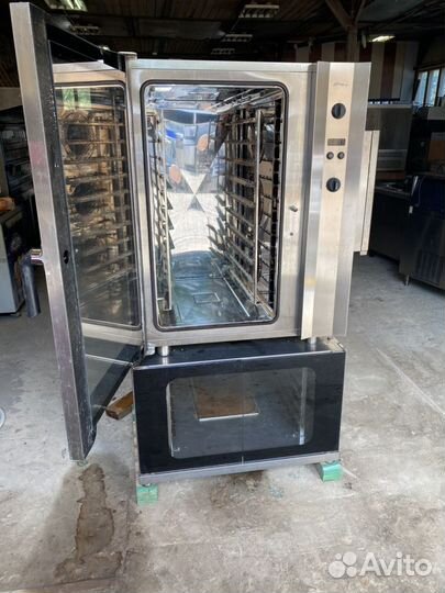 Конвекционная печь Smeg 10 уровней