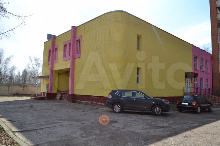Торговая площадь, 1400 м²