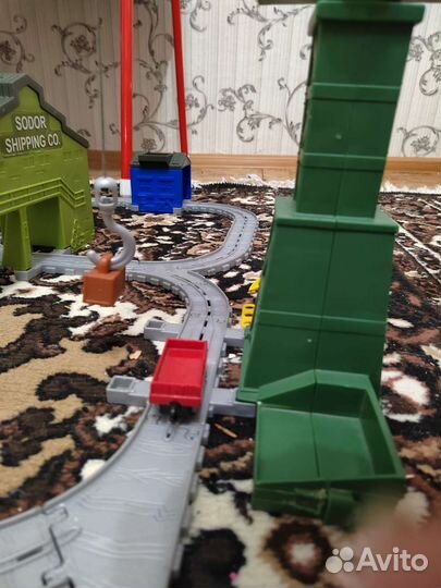 Томас и его друзья