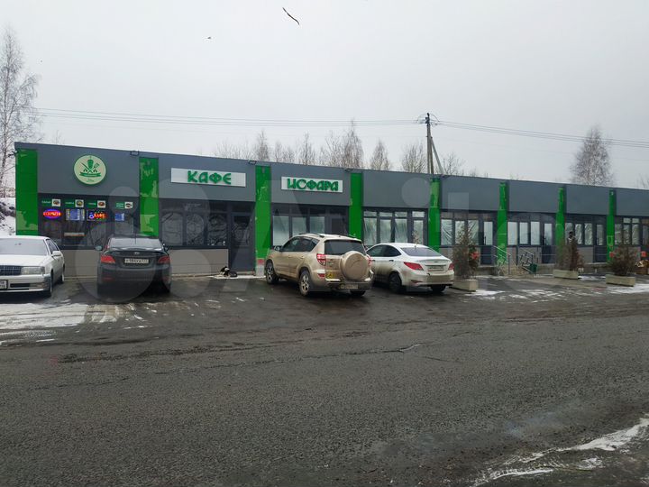 Готовый бизнес (земля и строение с арендаторами)