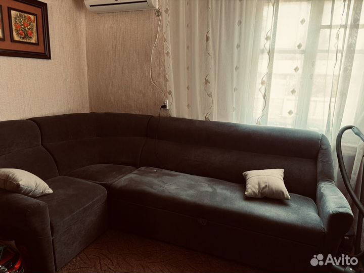 Угловой диван