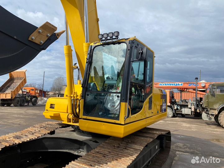 Гусеничный экскаватор Komatsu PC200LC-8MO, 2017