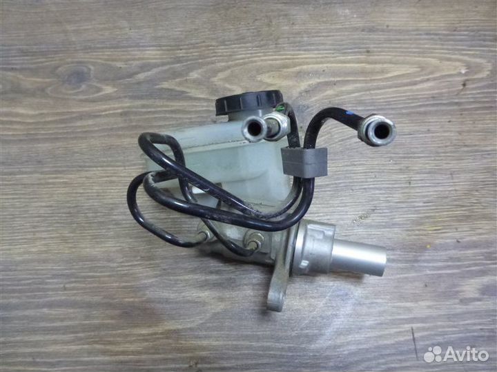 Главный тормозной цилиндр Infiniti Fx37 S51