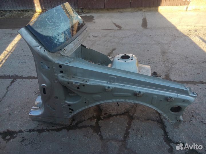 Лонжерон правый Land Rover Range Rover 3