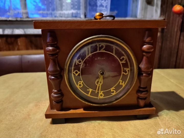 Старые часы 