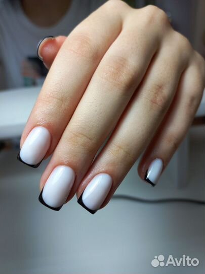 Модель на маникюр/педикюр
