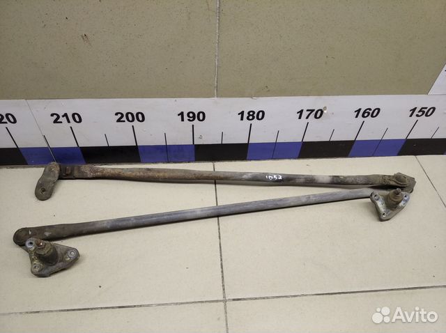 Трапеция стеклоочистителей Land Cruiser (100) 1998