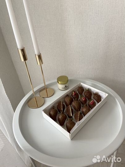 Клубника в шоколаде, сладкие подарки