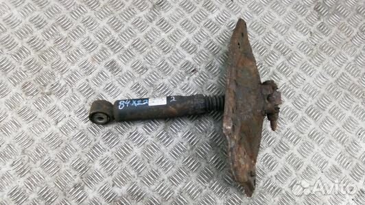 Амортизатор задней балки peugeot 5008 (84X22LX02)