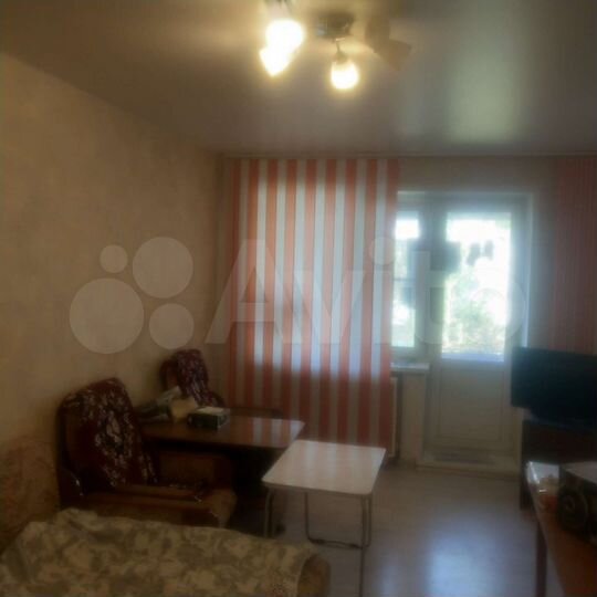 Комната 14 м² в 4-к., 4/4 эт.